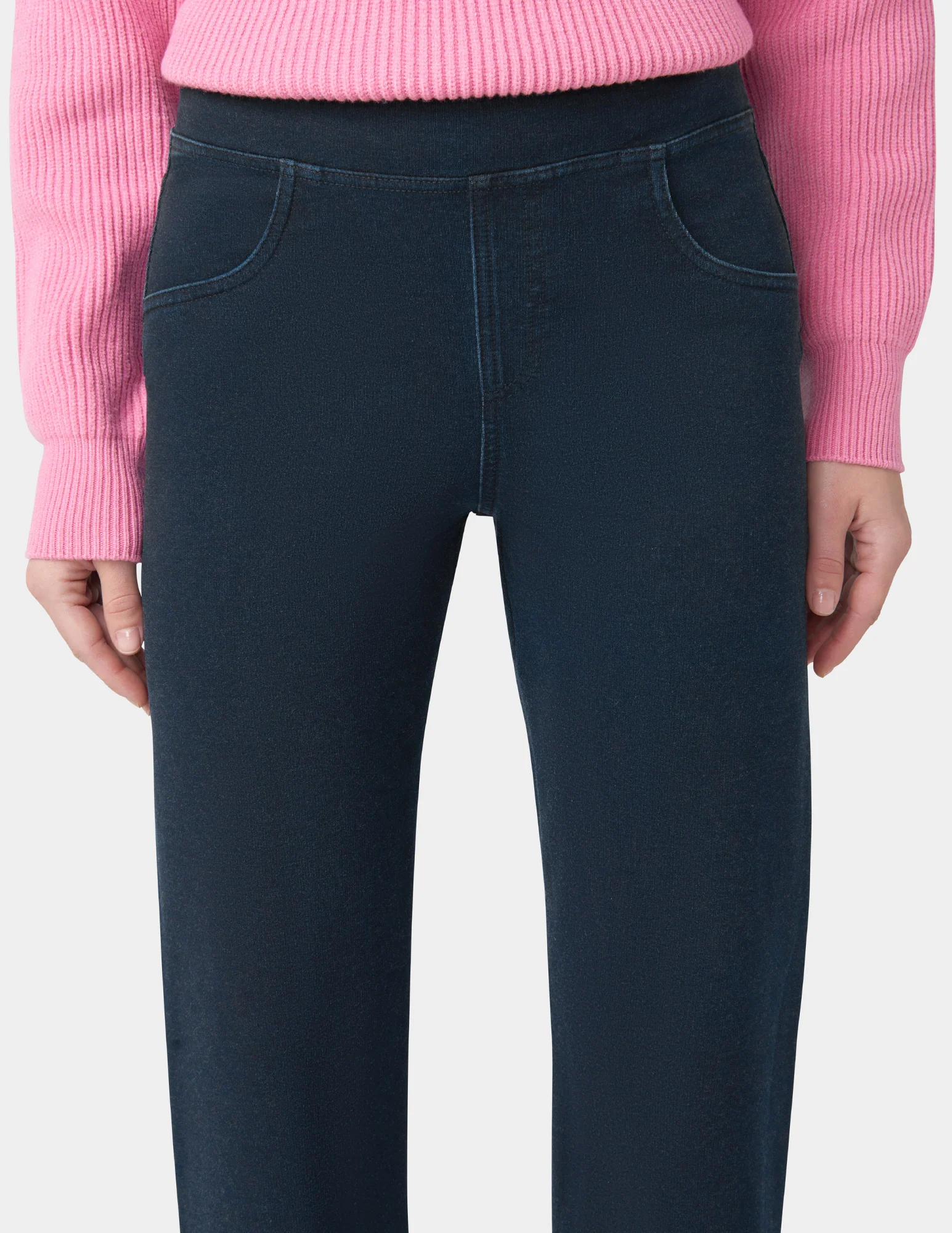 Game-Changing Hi-Rise Straight Leg Legging - Image 5