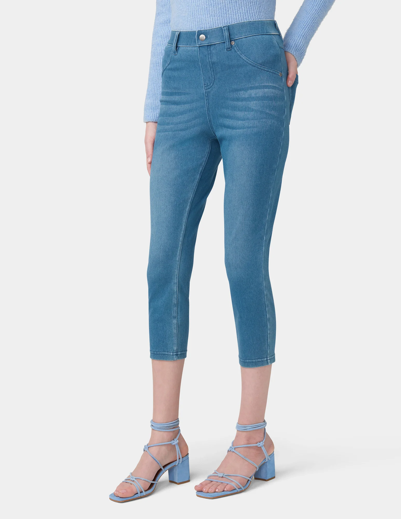 Hi-Rise Ultra Soft Denim Capri Legging - Image 4