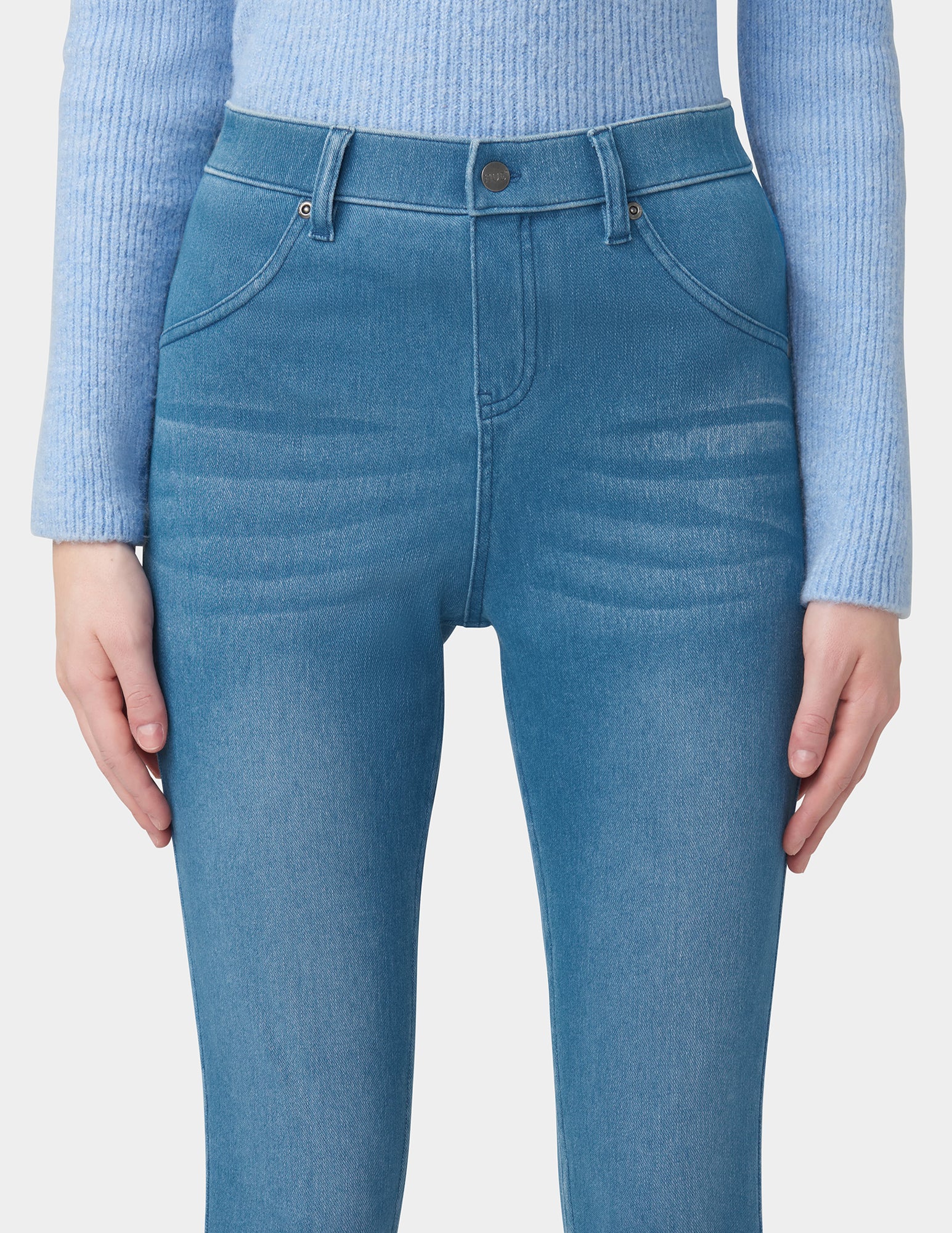 Hi-Rise Ultra Soft Denim Capri Legging - Image 5