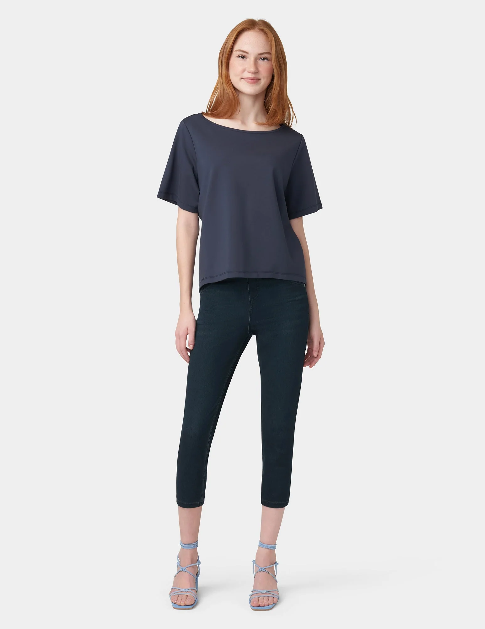 Hi-Rise Ultra Soft Denim Capri Legging - Image 2