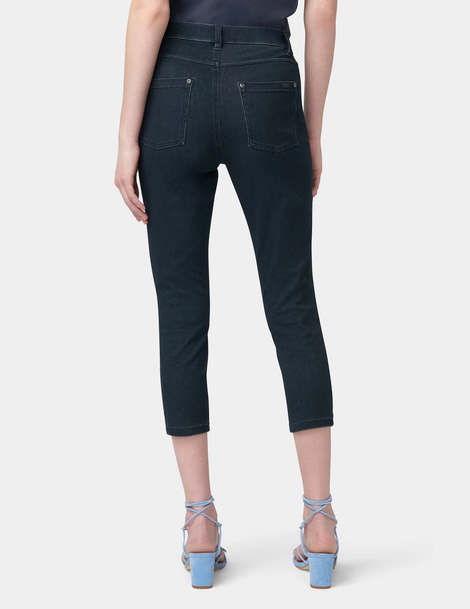 Hi-Rise Ultra Soft Denim Capri Legging - Image 3