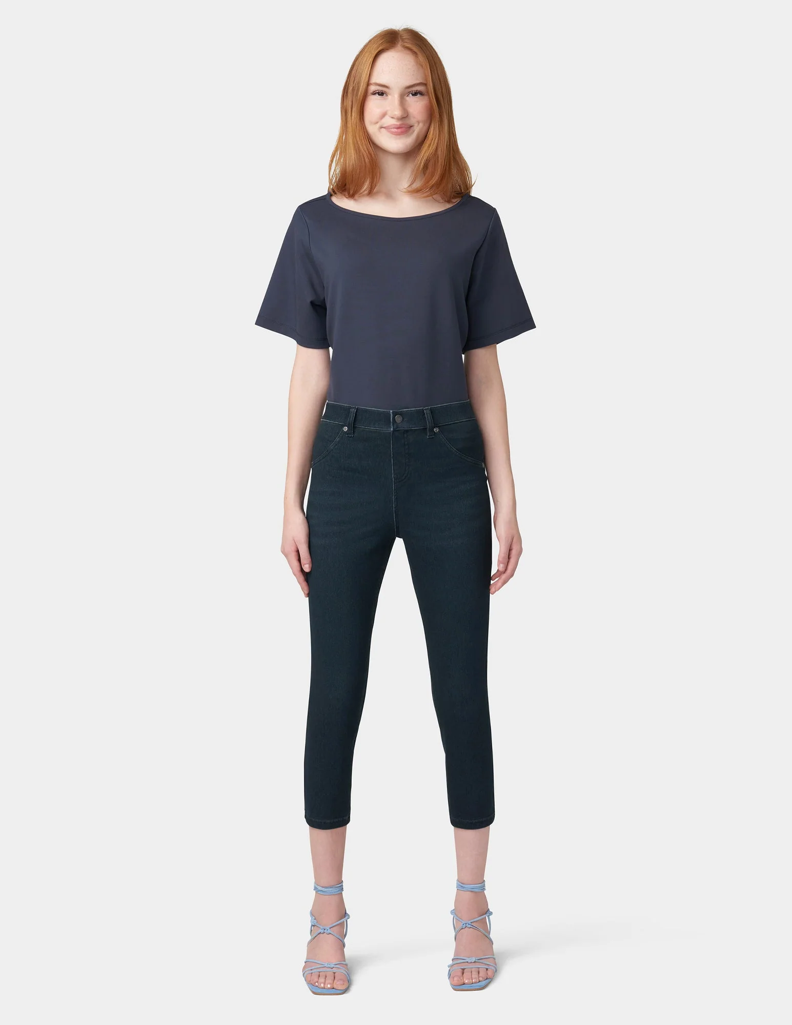 Hi-Rise Ultra Soft Denim Capri Legging - Image 6