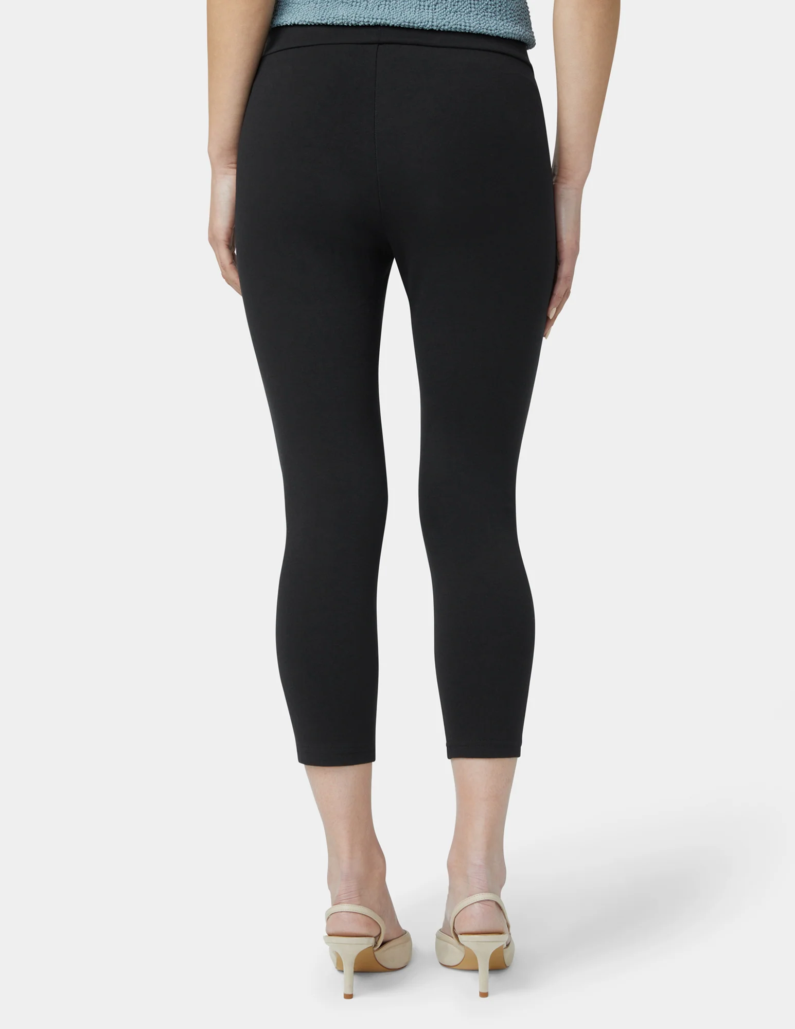 Wide Waistband Blackout Cotton Capri - Image 3
