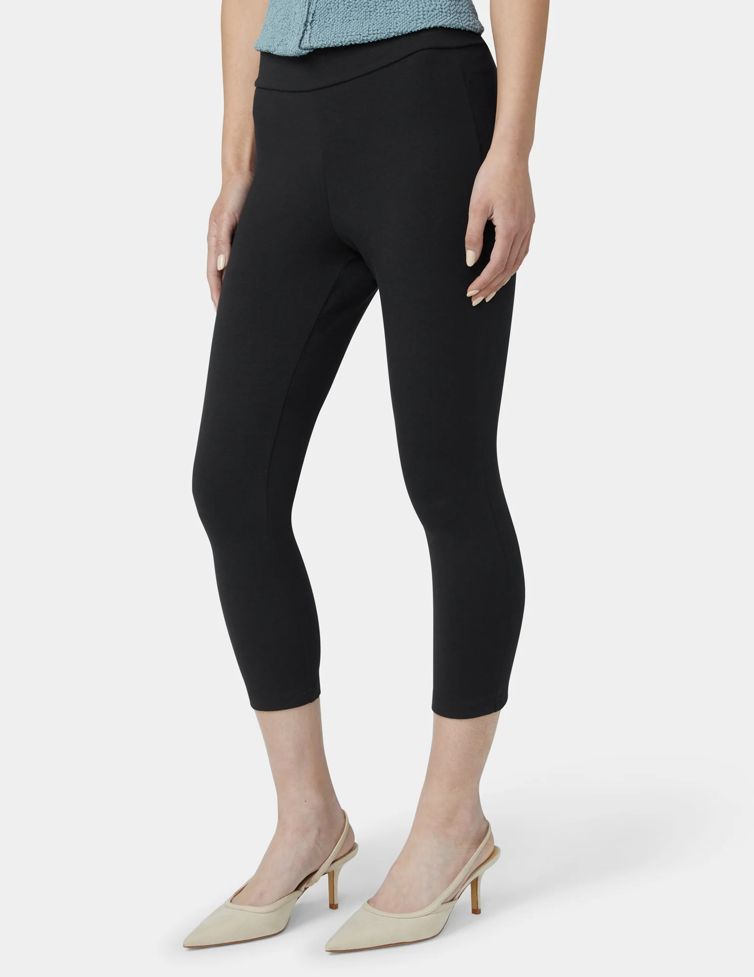 Wide Waistband Blackout Cotton Capri - Image 6